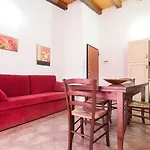 Le Al Quadrato Apartment *