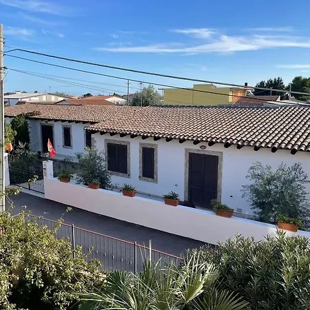 Apartman Le Al Quadrato Szirakúza